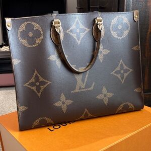 Louis Vuitton OnTheGo GM -EUC